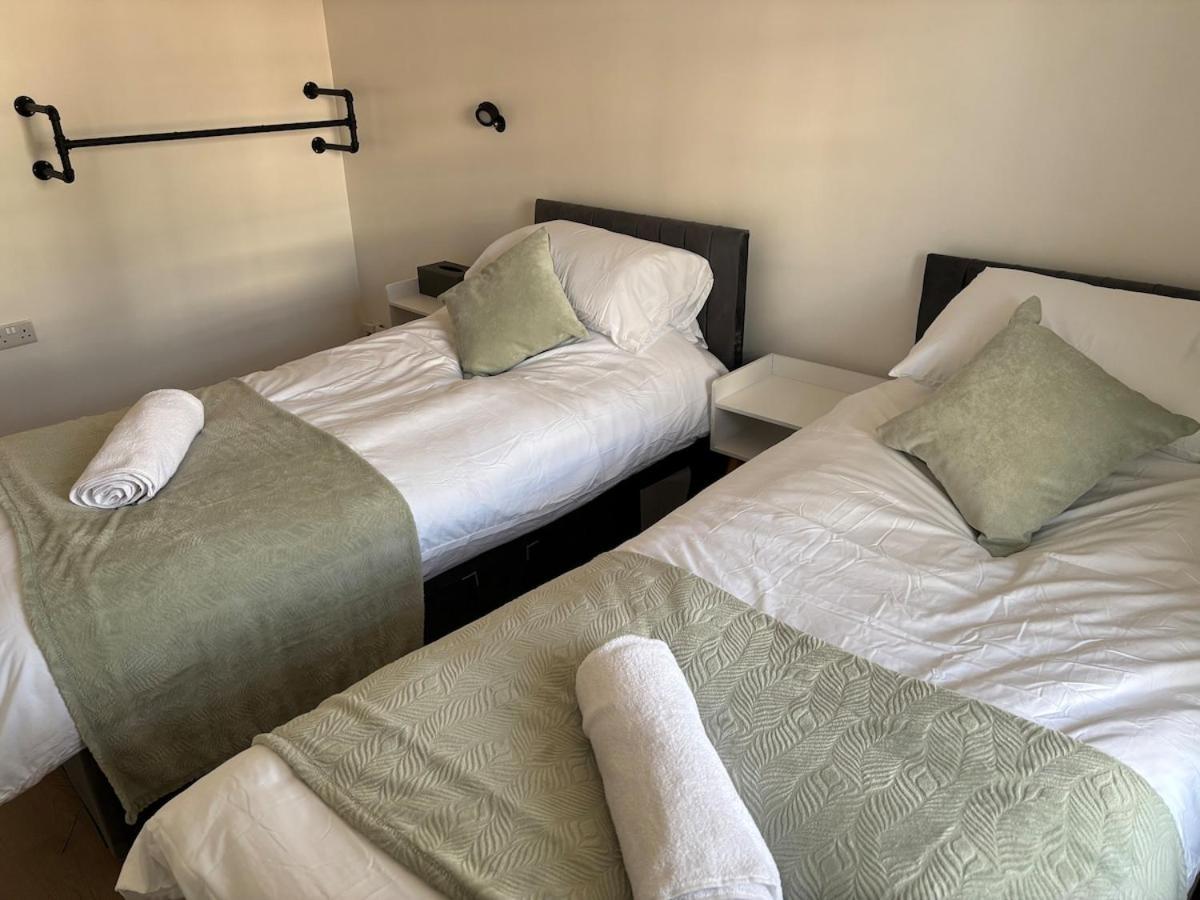 Heart Of Hideaway Apartment