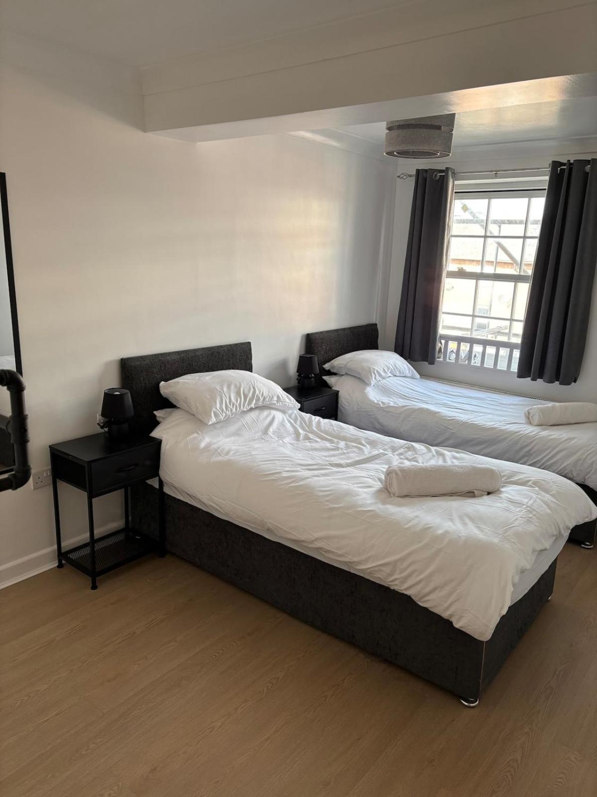 Heart Of Hideaway Apartment